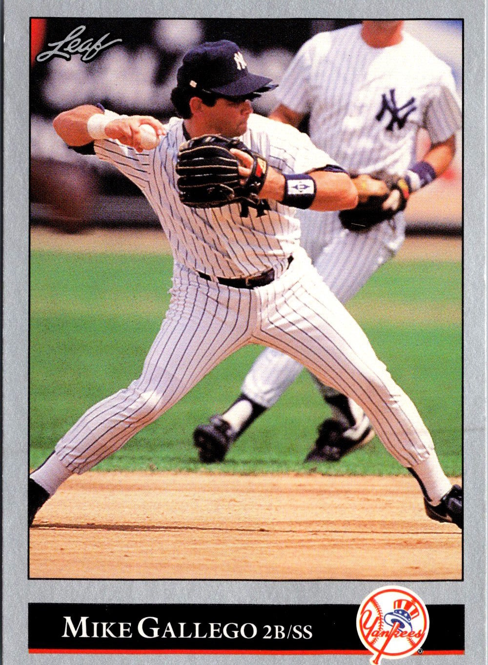 1992 Leaf #236 Mike Gallego